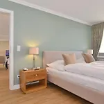Metropol, Whg 306, Seeseite 13og *