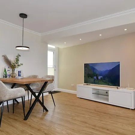 Metropol, Whg 306, Seeseite 13og
